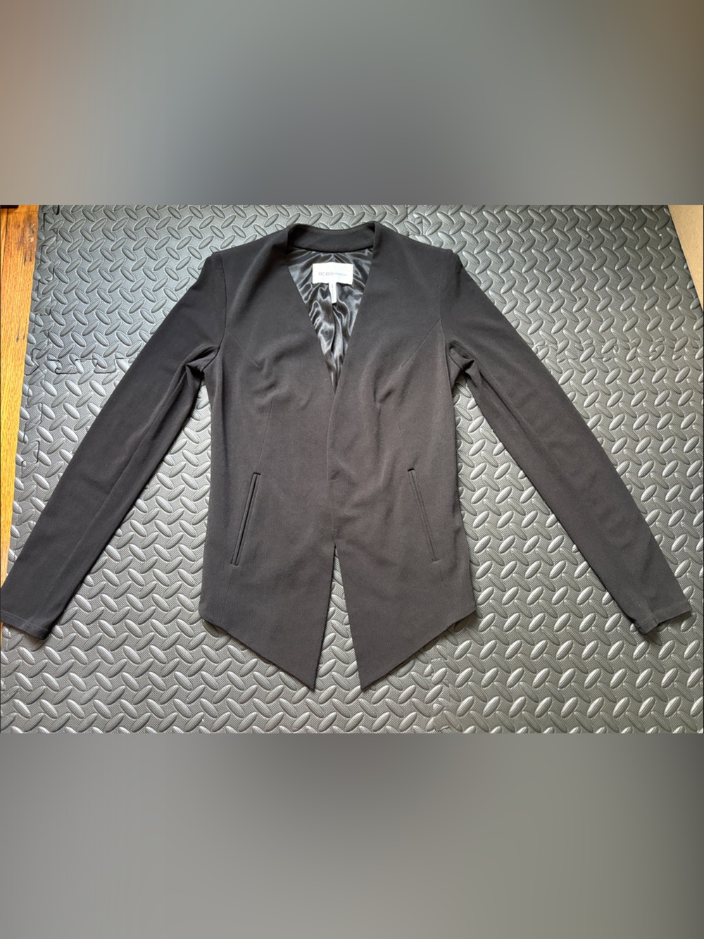 BCBGeneration Blazer Small Black Open Front Sharkbite Hem Edgy Office Siren Chic